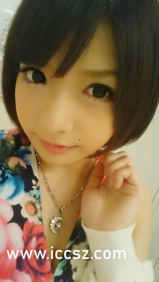 临沂吃瓜女人抖音视频,揭秘当地生活趣味瞬间