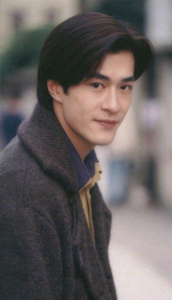 古天乐打脸吃瓜视频,揭秘幕后真相