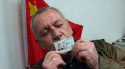 美国籍中国人吃瓜视频,美国籍中国人视角下的中国吃瓜文化揭秘