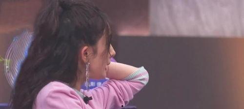 郑爽吃马瓜视频,趣味视频引网友热议